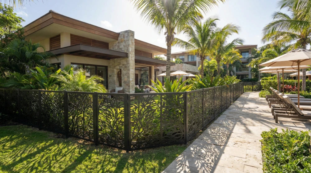Wide view from the swimming pool showing the privacy screen in context.