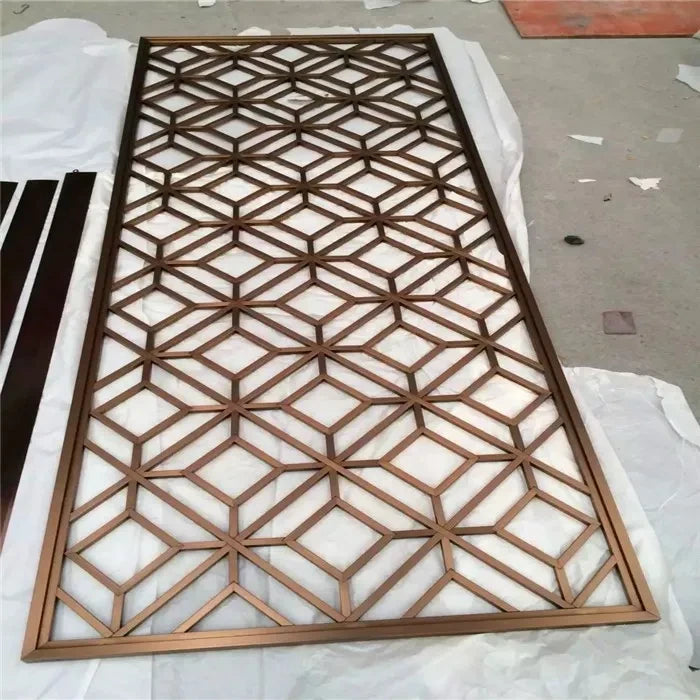 Public Feature Screen Installation